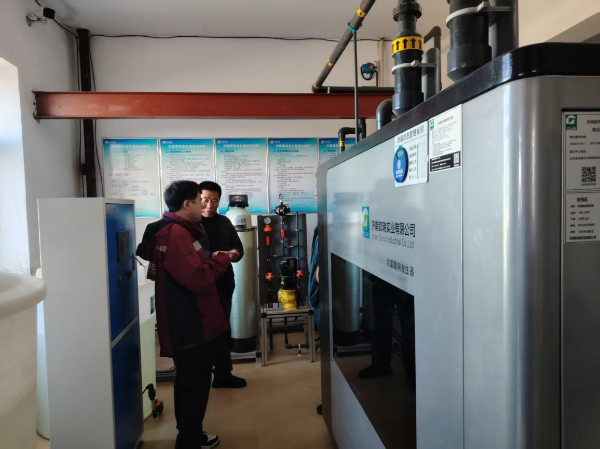 扎賚諾爾區疾控中心開展集中式供水單位水質消毒方式現場調查，筑牢飲水安全防線